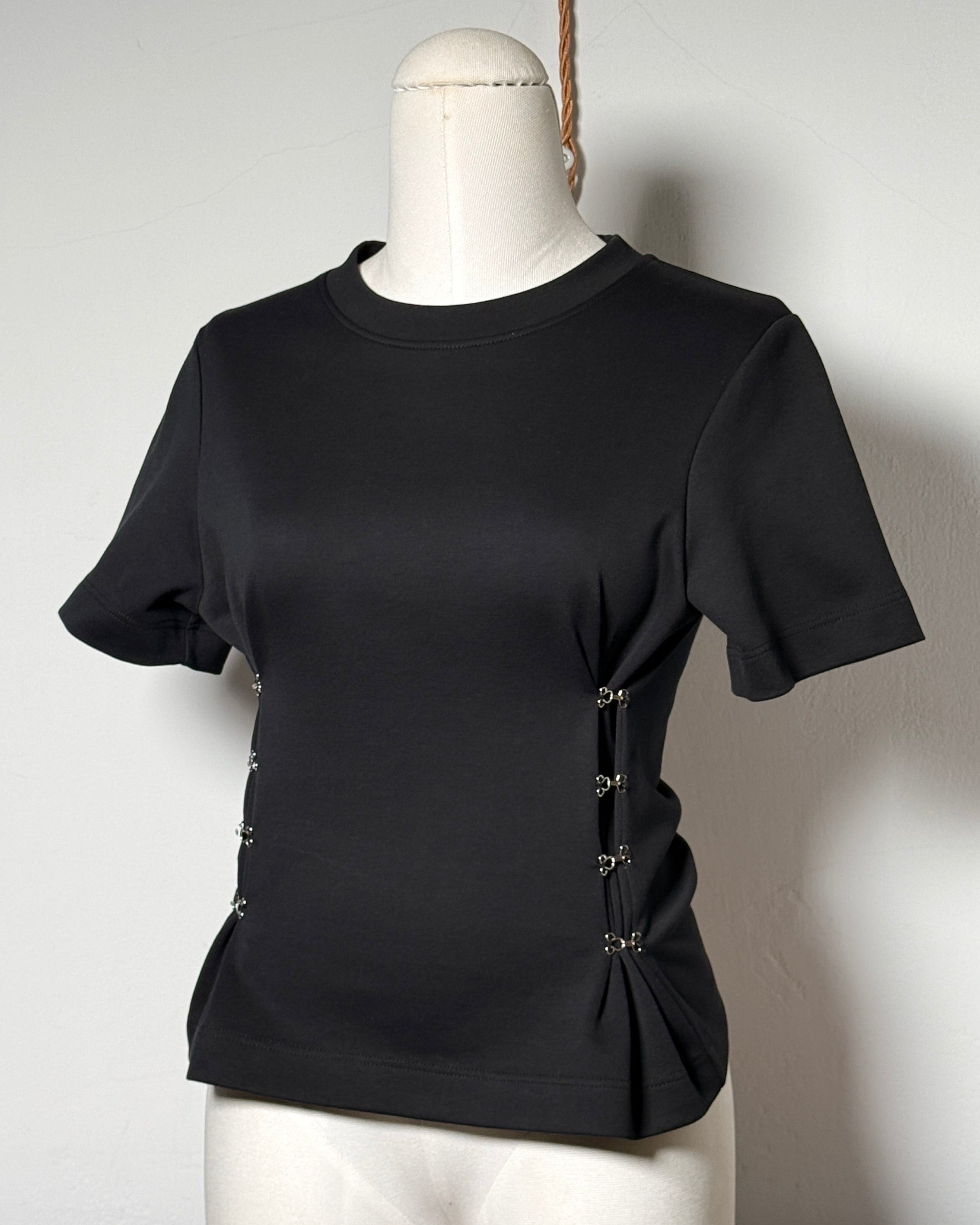 Belted T-shirt