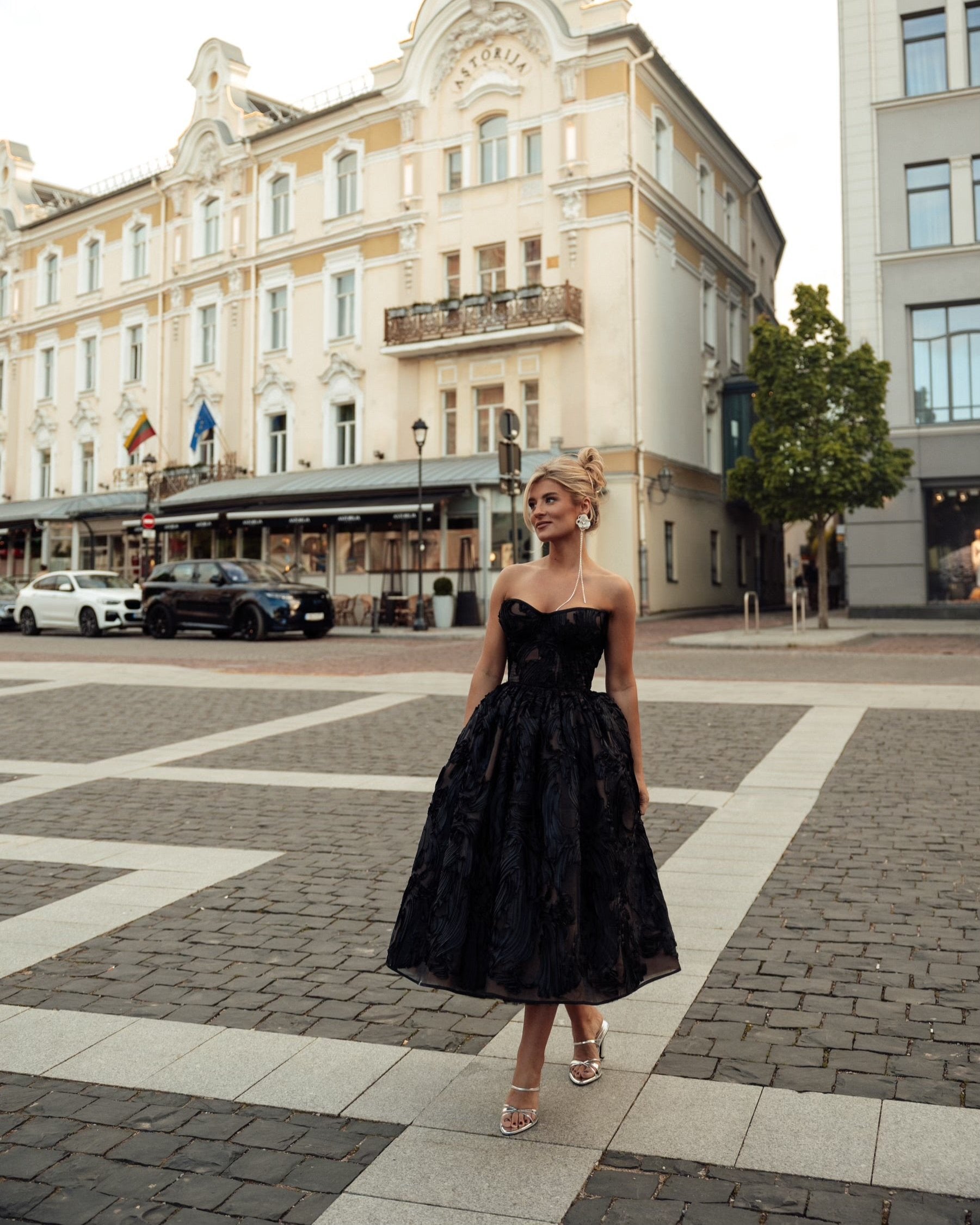BLACK SWAN suknelė