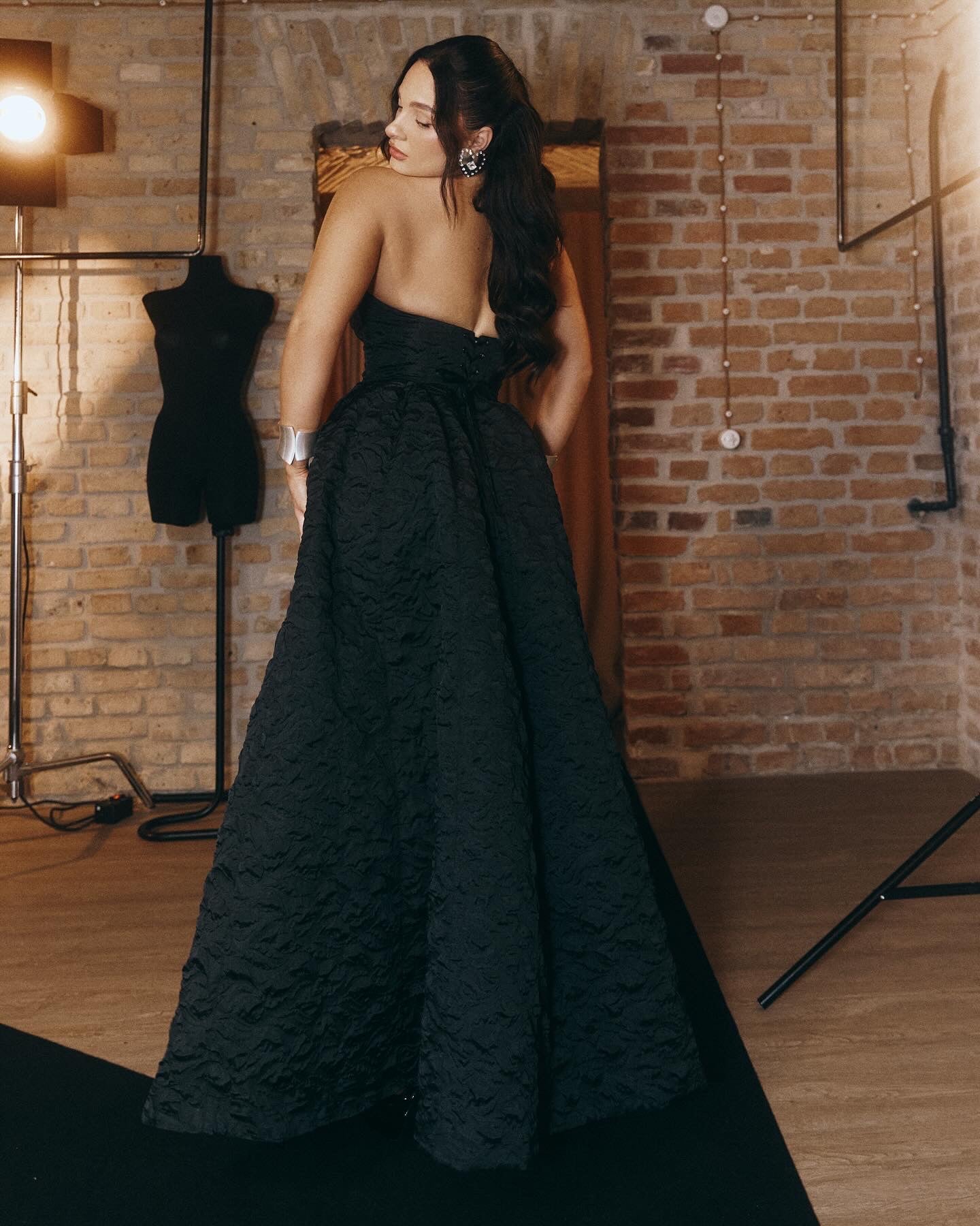 Maxi suknelė (lamdyta)